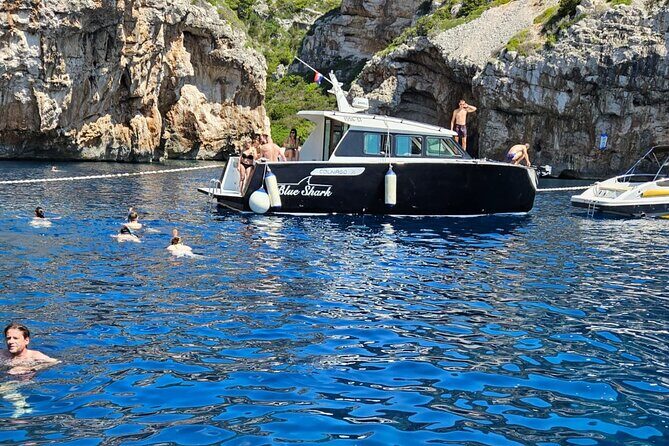 Blue cave and Hvar - 5 Islands speedboat tour from Split - The Honest Bottom Line