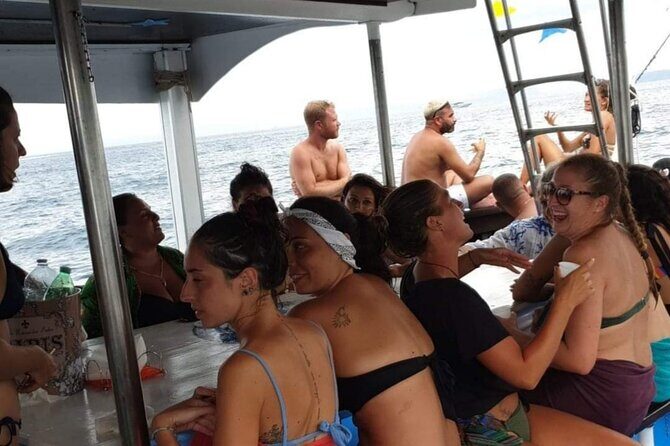 Boat excursion with lunch on board to discover Ischia - The Meals and Drinks on Board