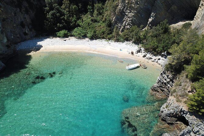 Boat experience in the crystal clear waters of Cilento - The Experience: What’s It Like?