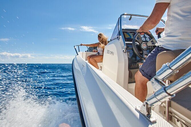 Boat rental without license - B520 'Neptuno' (5p) - Can Pastilla - What the Reviews Say