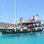Bodrum Daily Boat Trip / Orak or Black Island - The Day on the Water — What to Expect