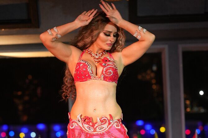 Bosphorus Dinner Cruise with Live Performance, Folk Dance and DJ - The Experience from the Reviews