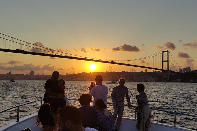 Bosphorus Sunset Cruise with Wine, Feel Special On A Luxury Yacht - Who Should Consider This Tour?
