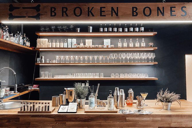 Broken Bones Gin Experience - A Closer Look at the Broken Bones Gin Experience