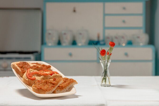 Bucharest: Dinner at the Museum of Communism & tour after closing - Breakdown of the Itinerary