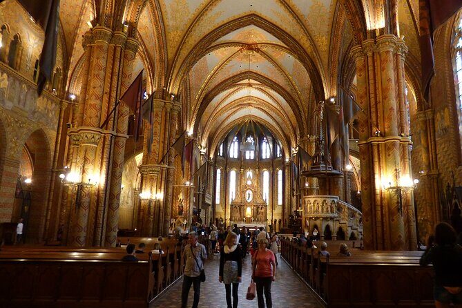 Buda Castle Walking Tour with Matthias church entry, Cake&Coffee - A Detailed Look at the Tour Experience
