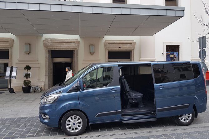 Budapest Airport Private Departure Transfer : City to Airport - The Comfort and Convenience Factor