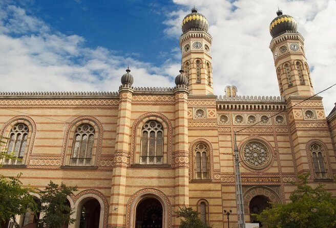 Budapest Jewish Heritage Tour & Synagogue Ticket - A Close Look at the Experience: What to Expect