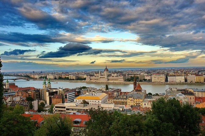 Budapest Private Full Day City Tour with a comfortable air -conditioned car - Frequently Asked Questions