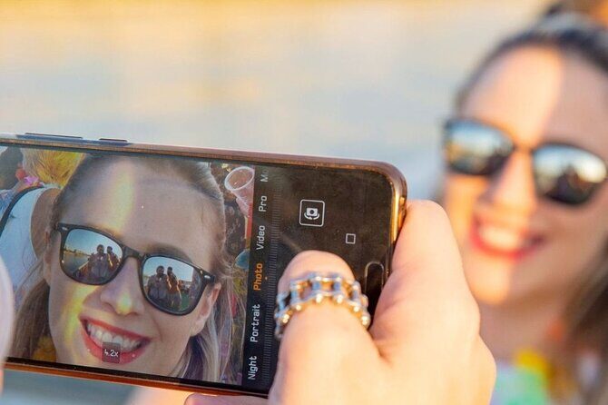 Budapest Sunset Danube Cruise with Unlimited Prosecco - What the Reviews Say