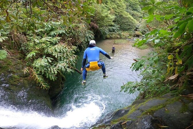 Canyoning in Ribeira da Salga - The Guides and Safety Measures