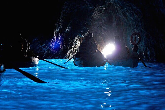 Capri Dolce Vita Half Day Boat Tour Sorrento, Capri, Blue Grotto - The Value and Who This Tour Suits