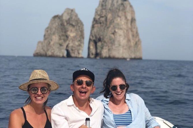 Capri Private Boat Tour 6 hours - The Stunning Sights of Capri