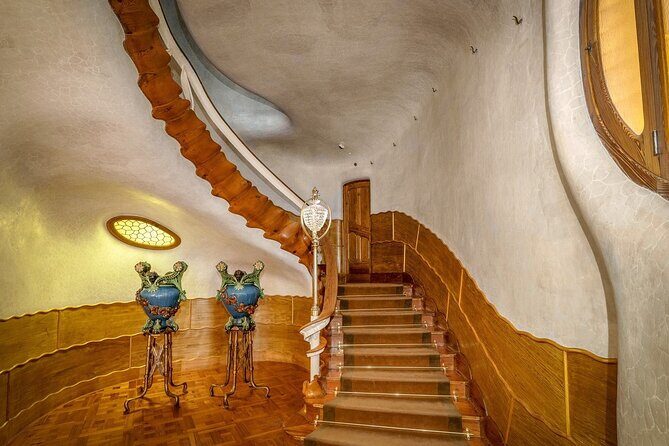 Casa Batllo Fast Track Tour with Optional White Rabbit Museum - Price and Value