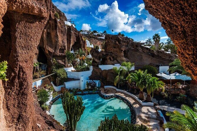 César Manrique: Northern Lanzarote Guided Tour - The Pros and Cons