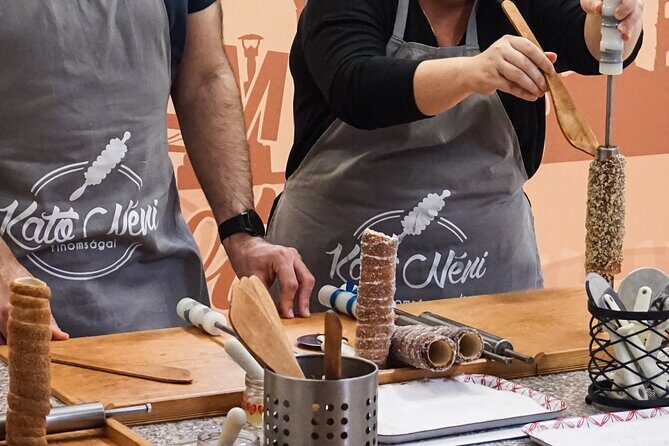 Chimney Cake Workshop Budapest Downtown - Kürtskalács Class - What Our Reviewers Say