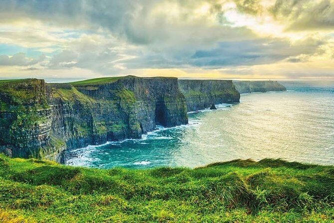 Cliffs of Moher Luxury Private Day Tour - Why Travelers Love This Tour