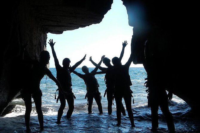 Coasteering experience in Gran Canaria - Worth Noting: The Pros and Cons