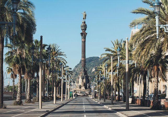Columbus Monument Lookout: Scenic Ramblas, Sea and Montjuïc Views - The Views and What You’ll See