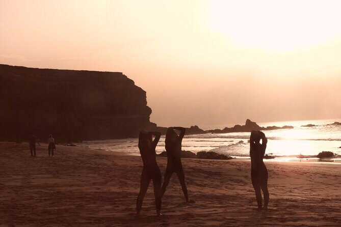 Come surf with me! Surf In Fuerteventura by Sealover - FAQs