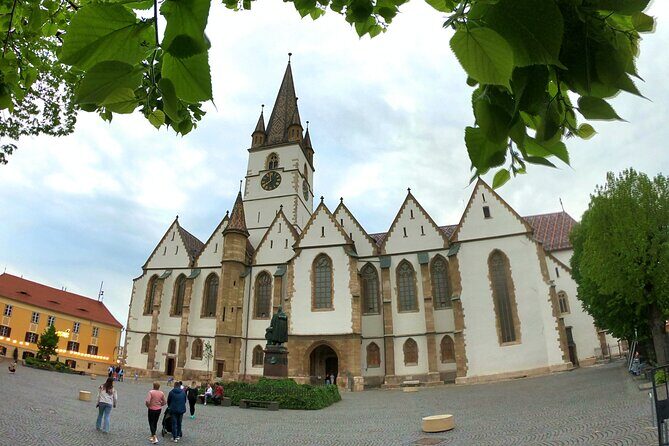 Corvin Castle & Sibiu - private tour from Brasov - Who Is This Tour Best Suited For?
