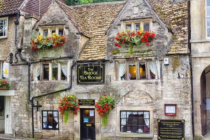 Cotswolds Countryside Tour by Coach: Villages, Views, and Lunch - The Experience of the Journey
