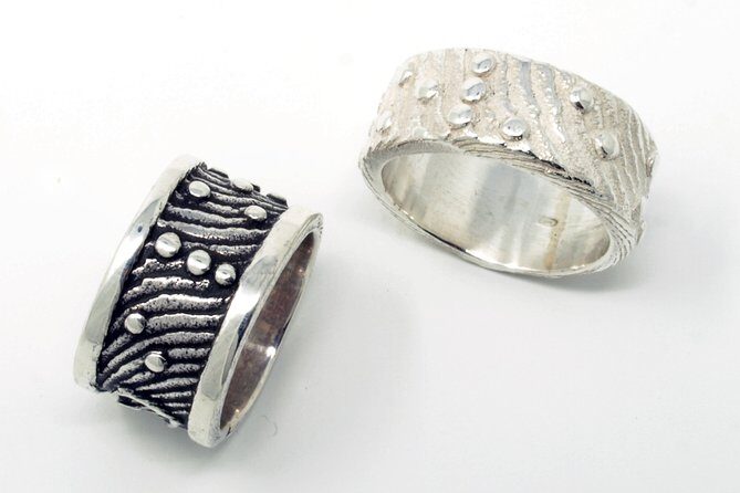 Create your original cuttlefish bone cast jewelry. - Breaking Down the Experience