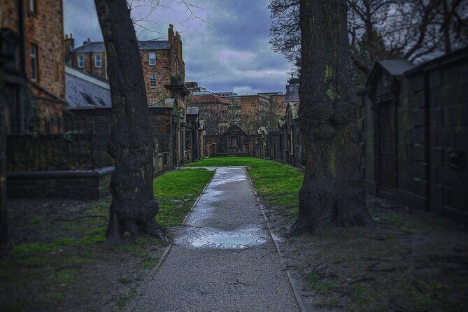 Dark History and Ghost Tour of Edinburgh - Frequently Asked Questions