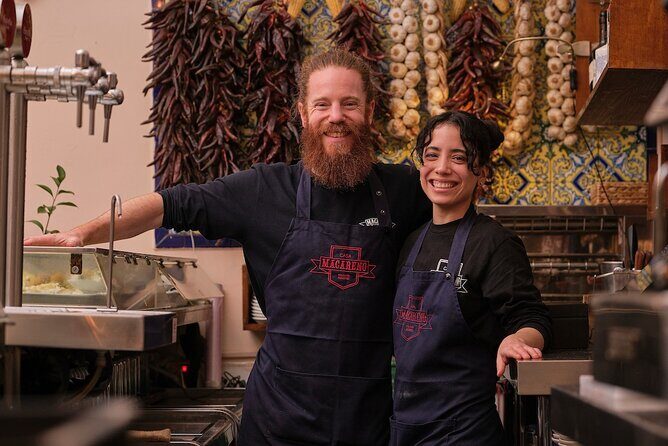 De Tapas in Malasaña: Evening Wine and Tapas Tour - The Tapas Experience: What to Expect