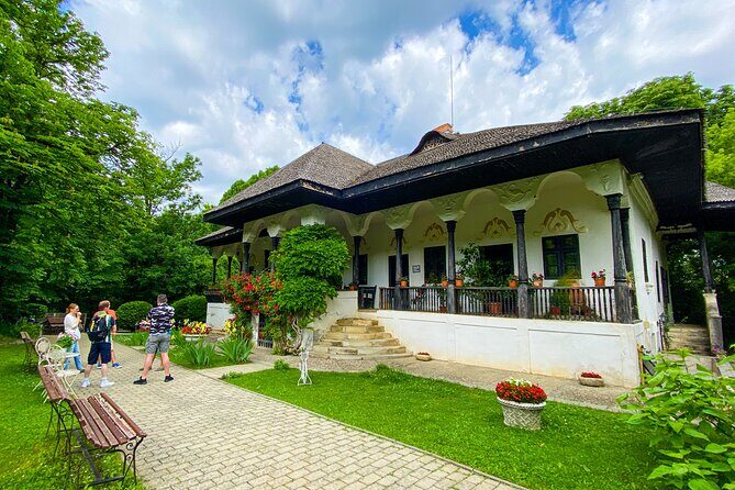 Dealu Mare wine country tour - Lunch Included - Frequently Asked Questions