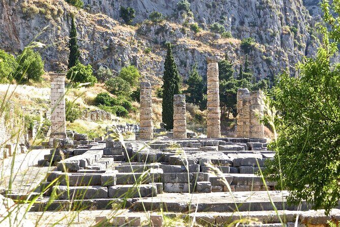 Delphi and Hosios Loukas Monastery Full Day Private Tour - The Value of a Private Tour