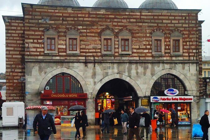 Dolmabahçe Palace with Bosphorus Tour by Boat - Who Is This Tour Perfect For?