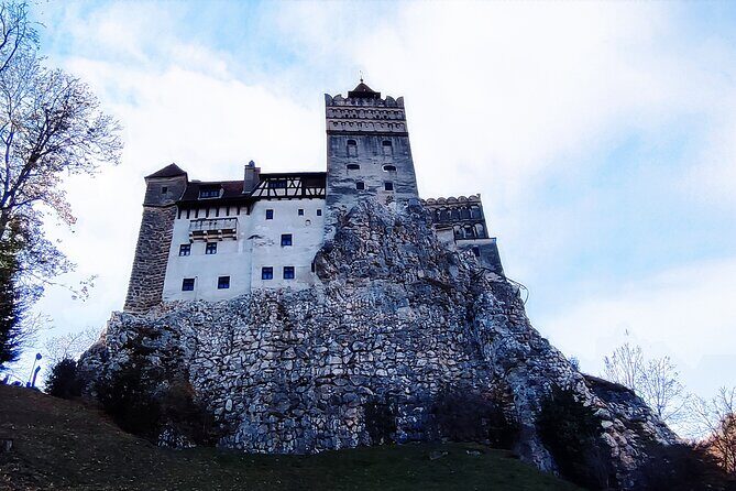Dracula's Castle - Private Tour with Pele Castle and Braov city - Real Traveler Perspectives