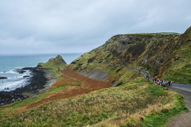 Dublin to Belfast Black Cab, Dunluce Castle and Giant's Causeway - What Makes This Tour Stand Out?