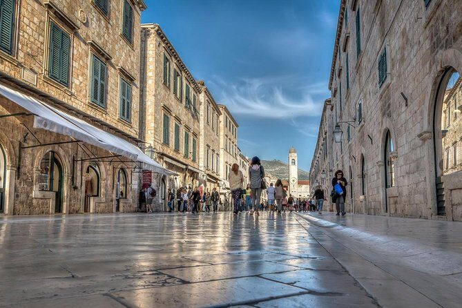 Dubrovnik Above Beyond, Srdj drive & guided Old Town PRIVATE SHORE EXCURSION - Who Should Consider This Tour?