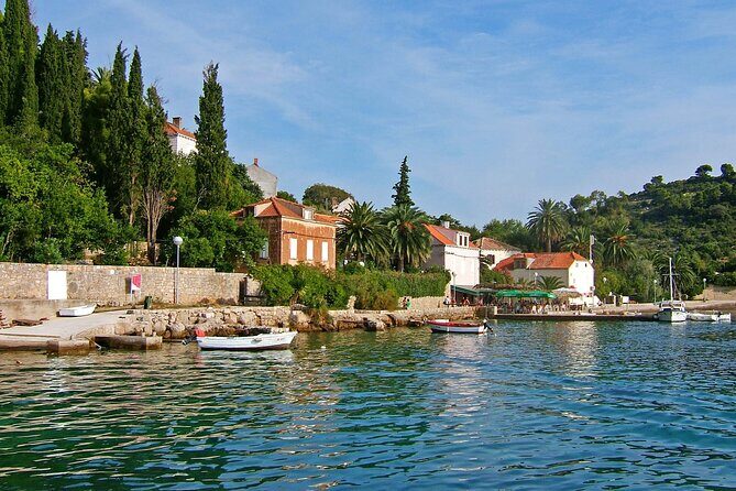 Dubrovnik:3 Islands Boat Tour with Lunch&drinks(FR,ES,EN) - What the Reviews Say