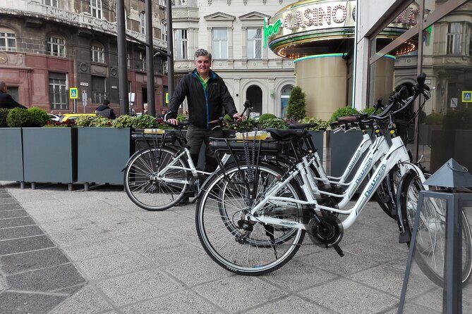 E-Bike Guided Tour in Castle Hill Budapest - Value and Practicalities