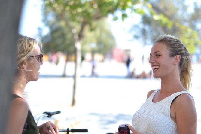 E-Bike tour in Barcelona with English Guide - Exploring Barcelona: The Itinerary Breakdown