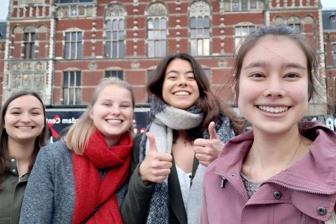 e-Scavenger hunt Amsterdam: Explore the city at your own pace - The Game-Style Challenge: How It Keeps You Engaged