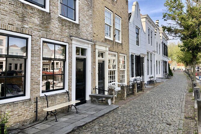 e-Scavenger hunt Goes: Explore the city at your own pace - Why This Tour Works Well