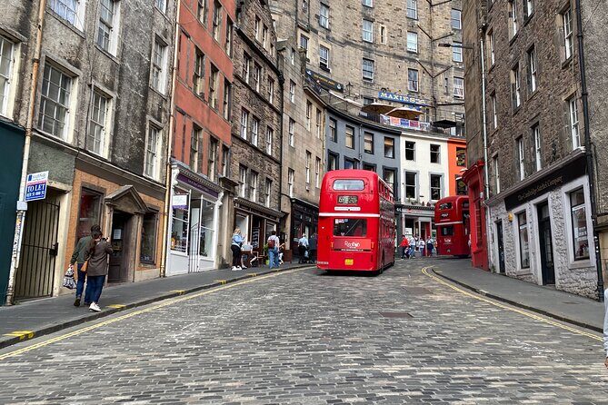Edinburgh Half Day Guided Private Tour in a Premium Minivan - The Overall Experience: Pros and Cons