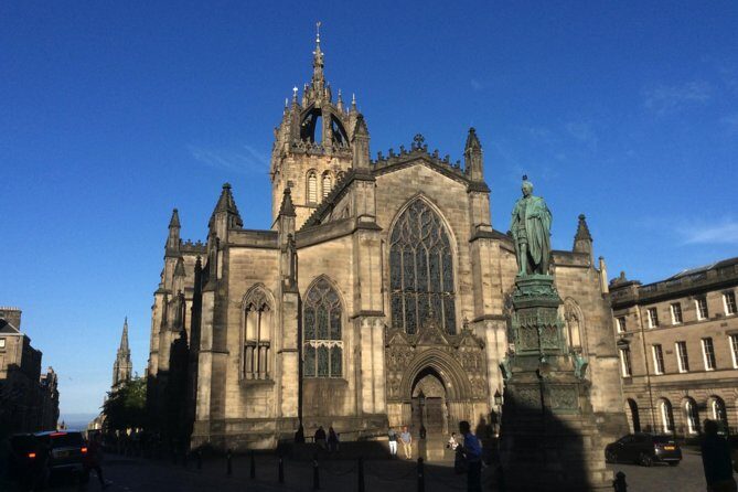 Edinburgh Private Walking Tour - FAQs