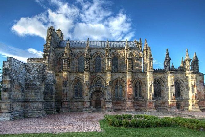 Edinburgh: Rosslyn Chapel, the Borders & Glenkinchie Distillery - The Realities of the Experience