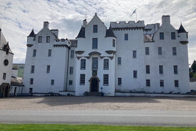 Edinburgh to Inverness Private Transfer with Tour on the way - Why This Experience Stands Out