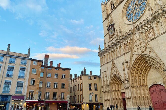 Embark on an aperitif journey through the old town - Whats Included and What to Expect