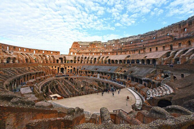 Entrance to the Colosseum, Roman Forum and Palatine Hill - Exploring the Colosseum