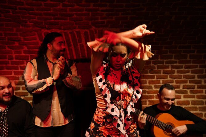Essential Flamenco: Pure Flamenco Show in the Heart of Madrid - Is It Worth It?