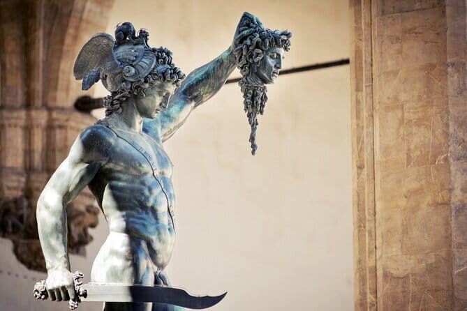 Essential Florence Walking Tour with an Expert Local Guide - A Deep Dive into What the Tour Offers