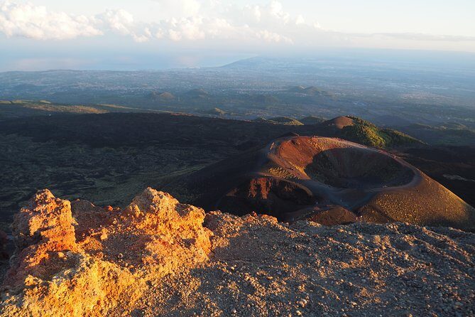 Etna at sunset - 4x4 tour with Sicilian sweet aperitif - FAQs