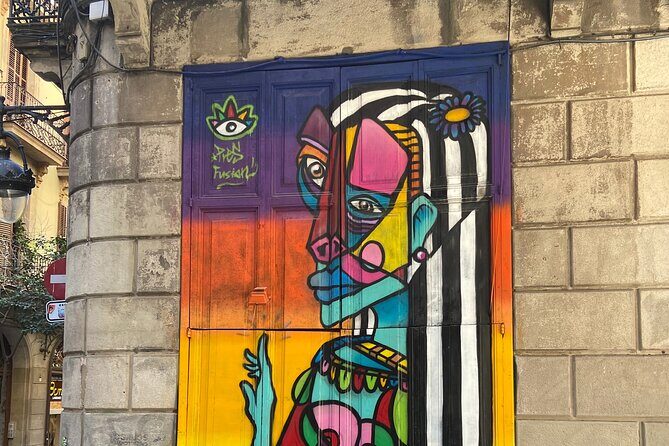 Exclusive gallery walk in Barcelonas art district - Who Will Love This Tour?